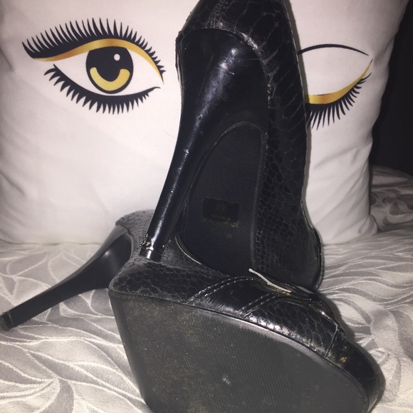 Black stilettos - Picture 4 of 6